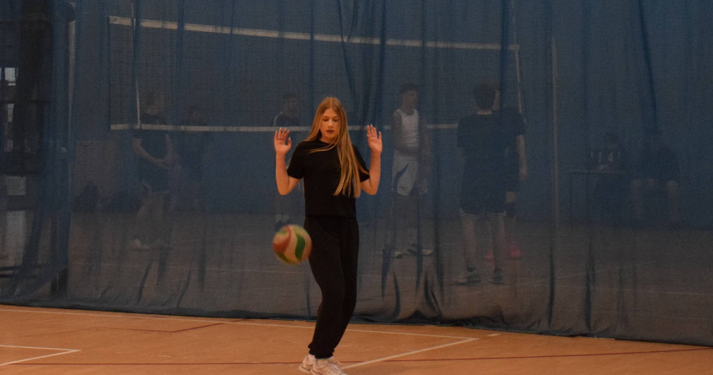 Mikołajkowy Turniej Piłki Siatkowej w ZSP