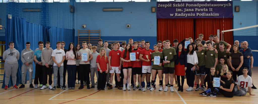 Mikołajkowy Turniej Piłki Siatkowej w ZSP