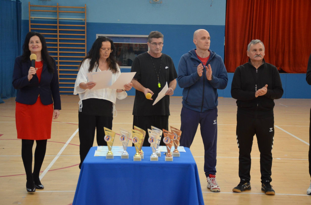 Mikołajkowy Turniej Piłki Siatkowej w ZSP