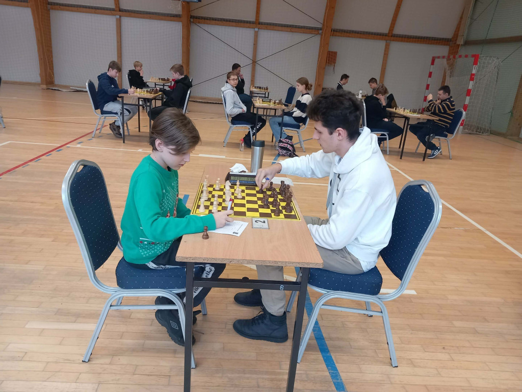 >>Kwalifikacyjne<< turnieje szachowe w Radzyniu