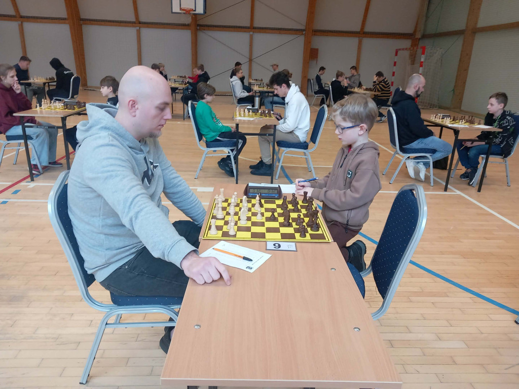 >>Kwalifikacyjne<< turnieje szachowe w Radzyniu