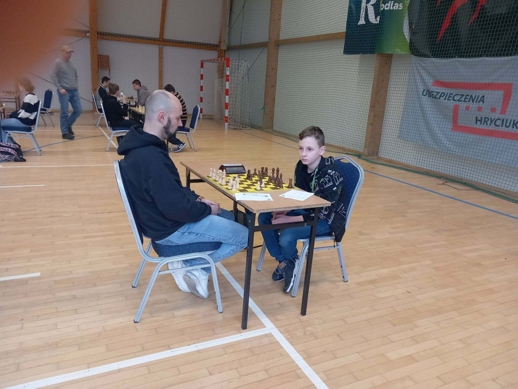 >>Kwalifikacyjne<< turnieje szachowe w Radzyniu