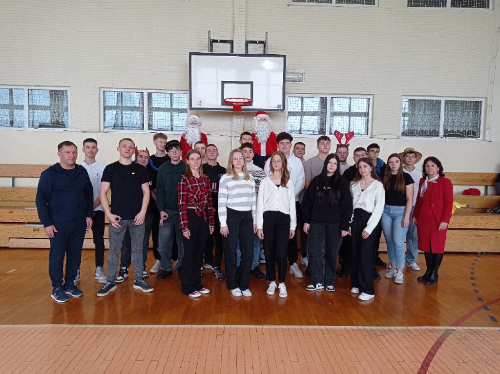 Turniej tenisa stołowego w Woli Osowińskiej