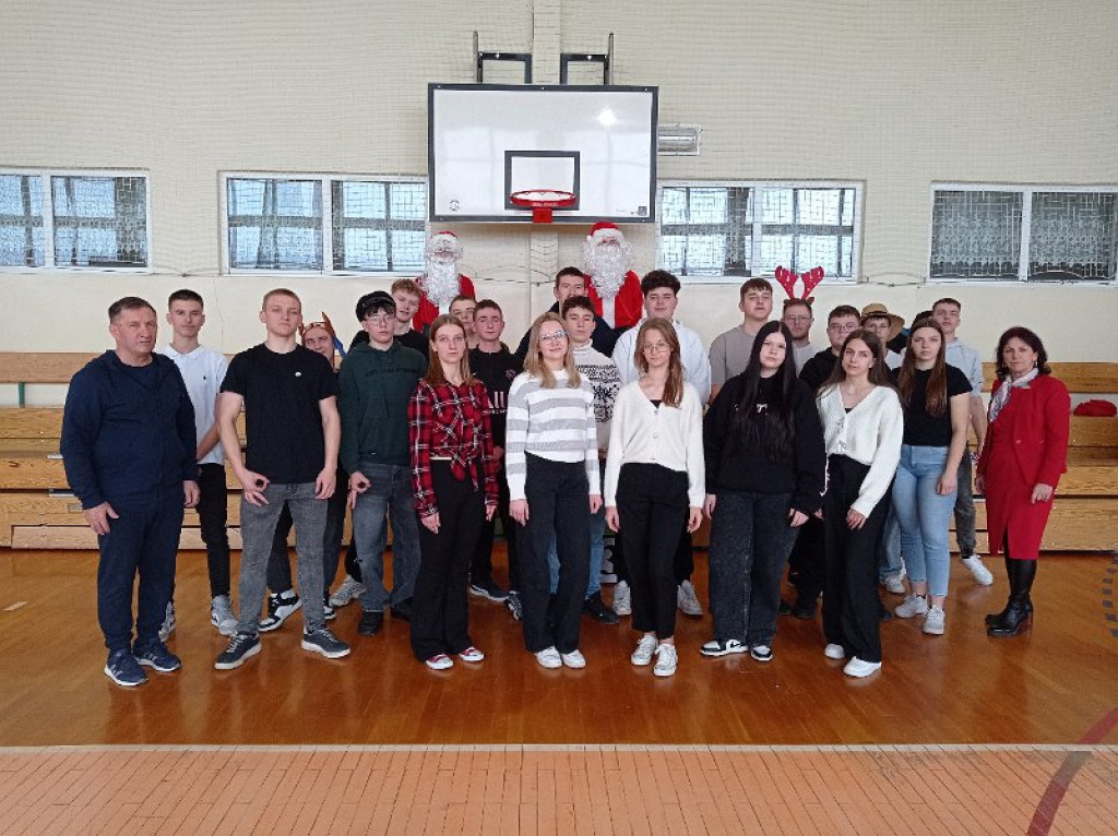 Turniej tenisa stołowego w Woli Osowińskiej