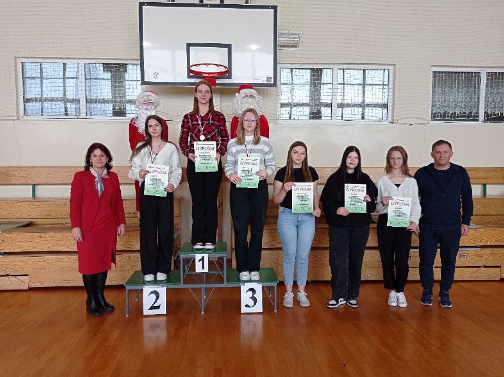 Turniej tenisa stołowego w Woli Osowińskiej