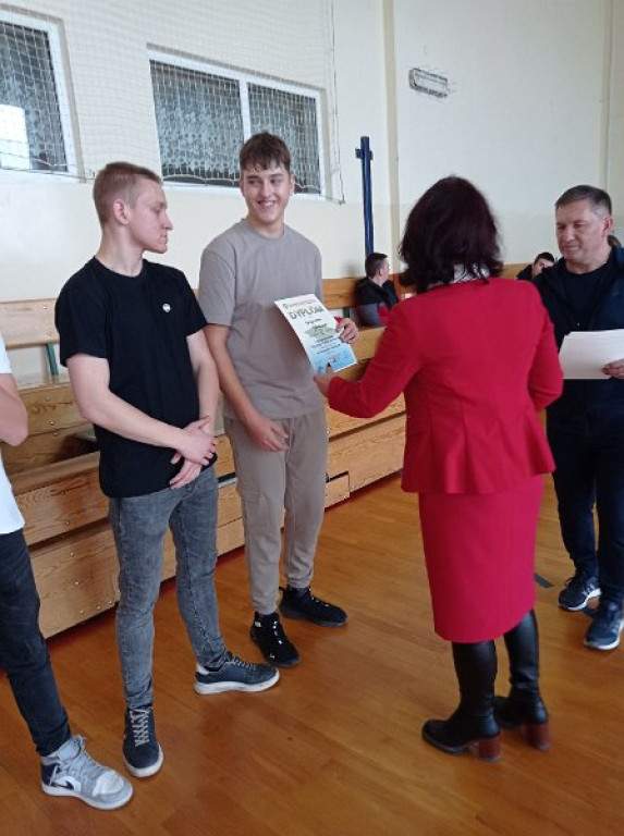 Turniej tenisa stołowego w Woli Osowińskiej