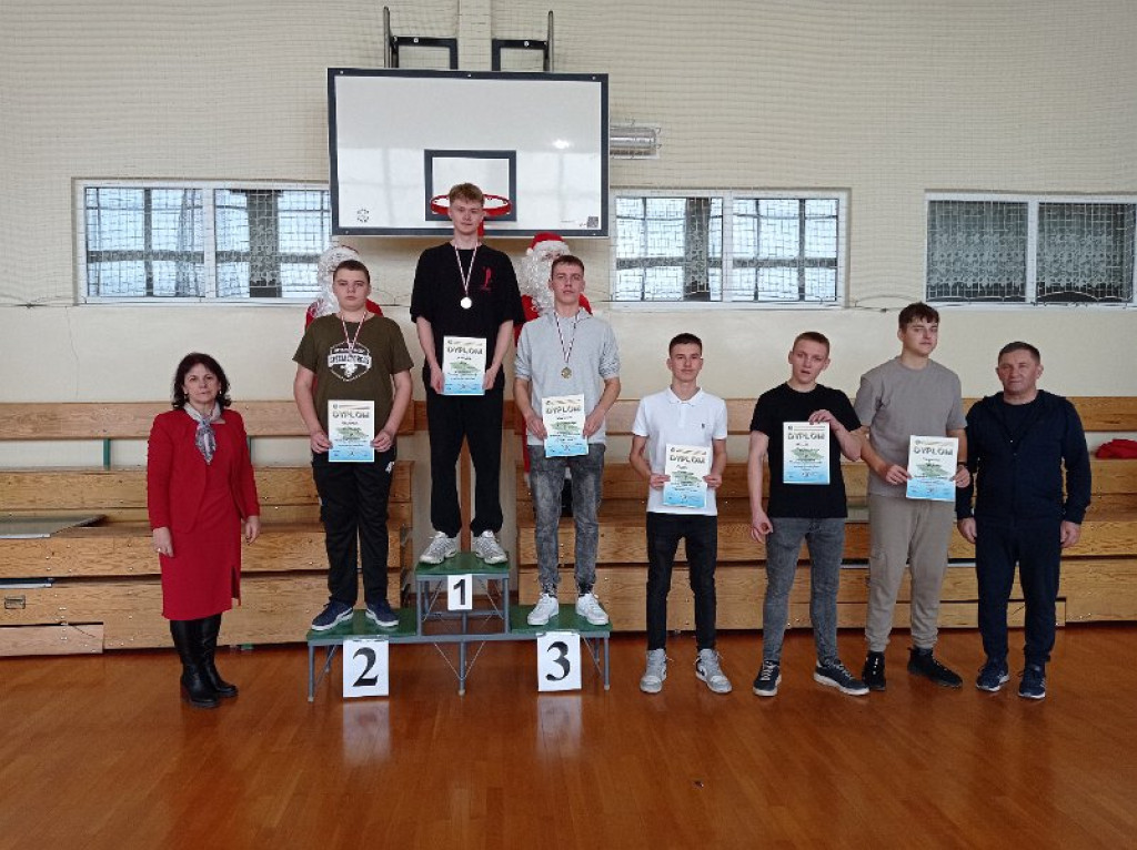 Turniej tenisa stołowego w Woli Osowińskiej