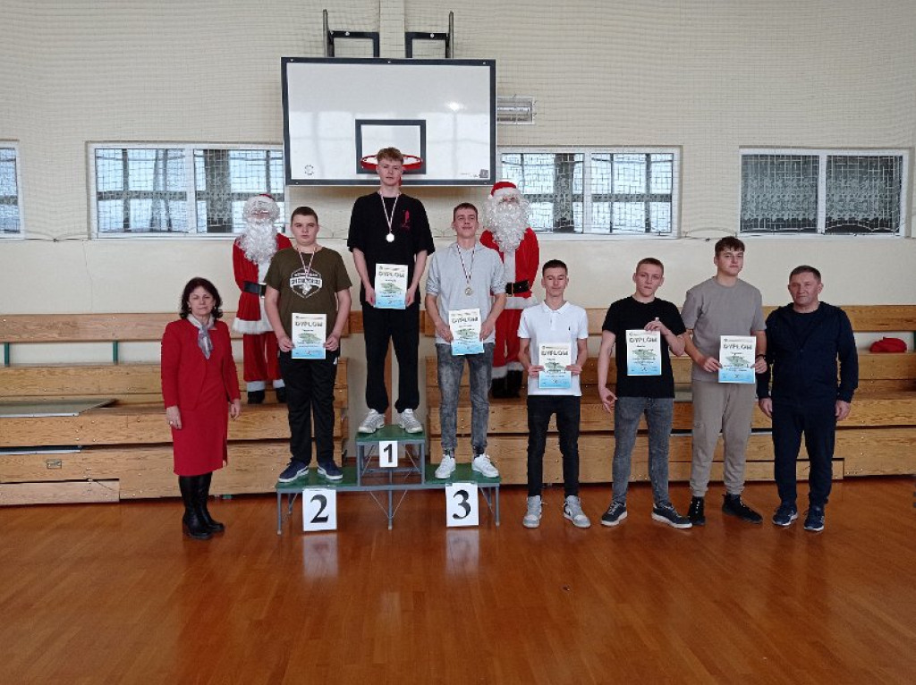 Turniej tenisa stołowego w Woli Osowińskiej