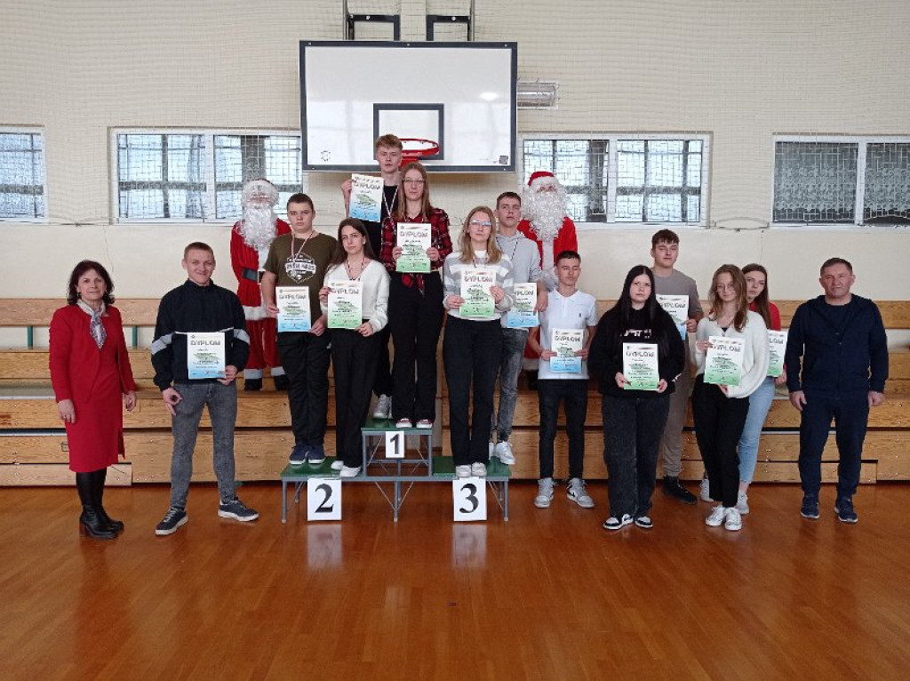 Turniej tenisa stołowego w Woli Osowińskiej