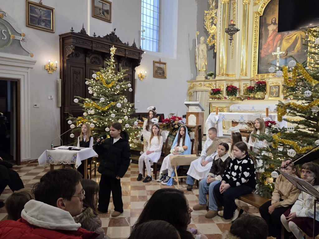 Jasełka w parafii Trójcy Św.