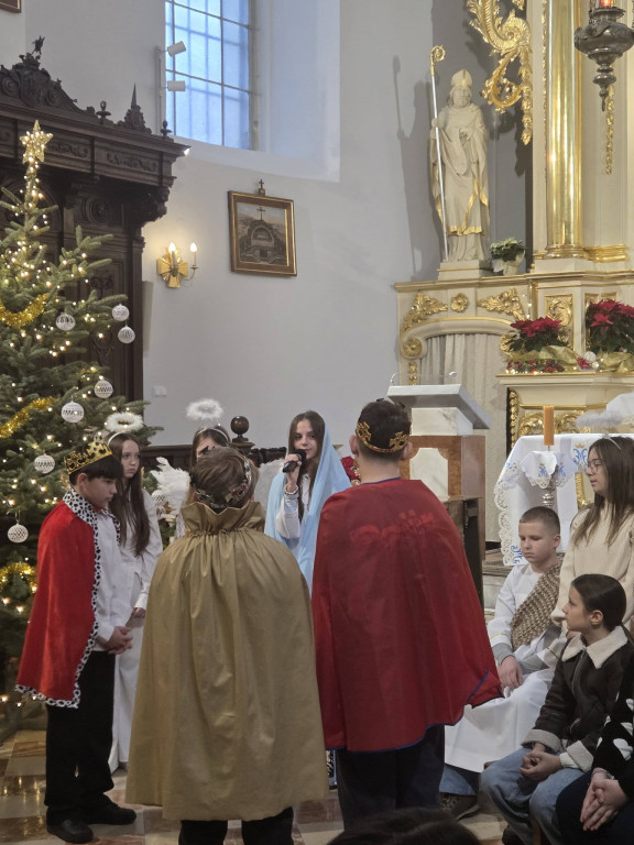 Jasełka w parafii Trójcy Św.