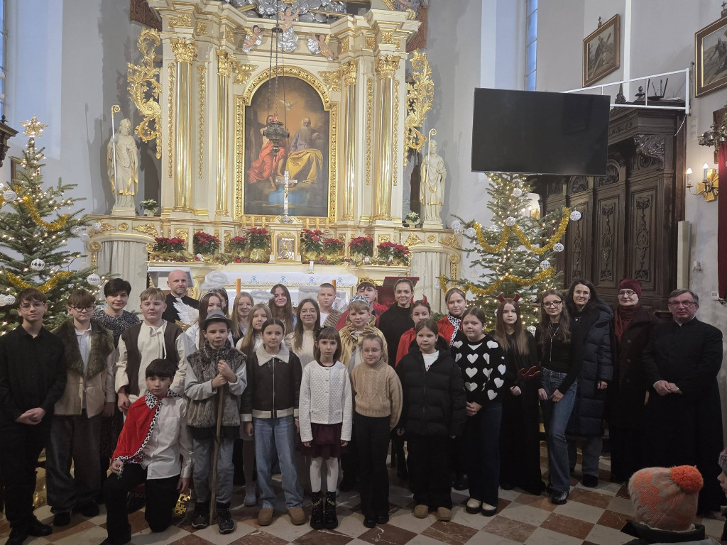 Jasełka w parafii Trójcy Św.