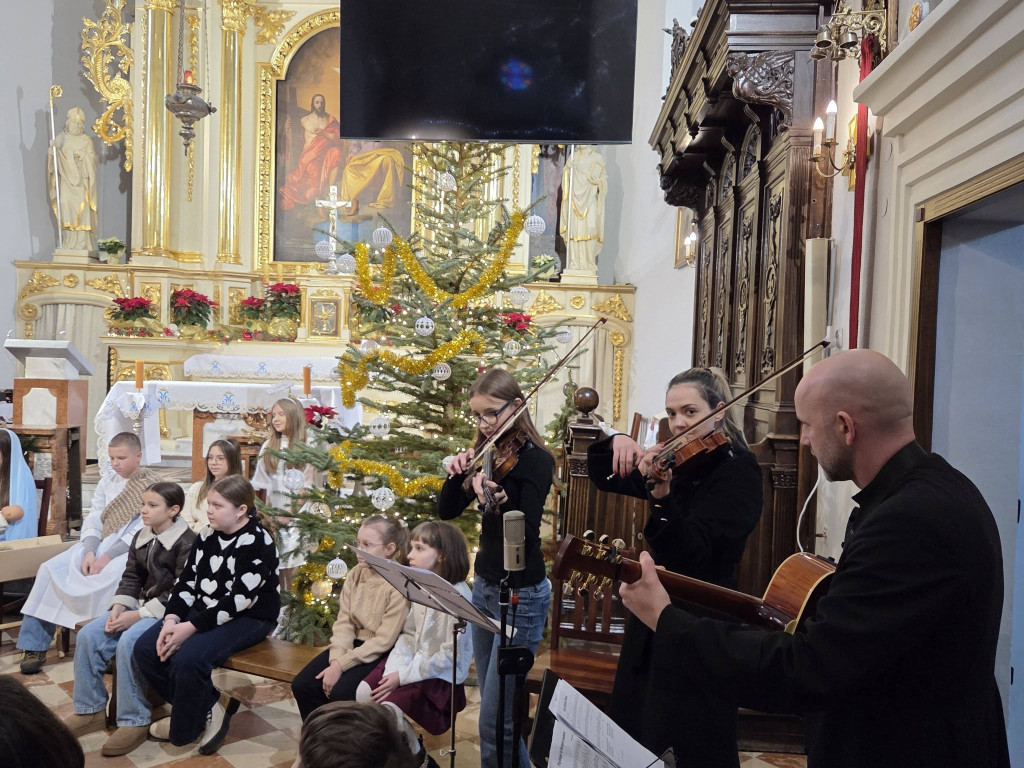 Jasełka w parafii Trójcy Św.