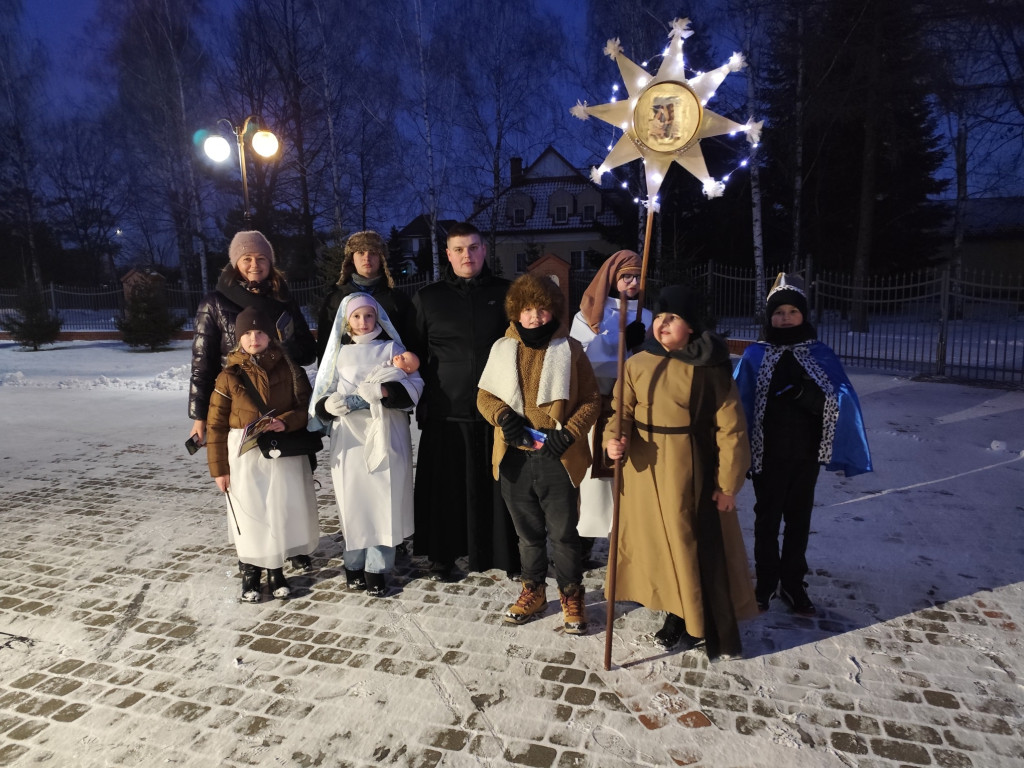 Kolędnicy misyjni w parafii św. Anny