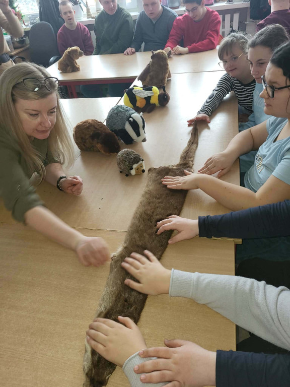 Warsztaty w SOSW z pracownicą Nadleśnictwa