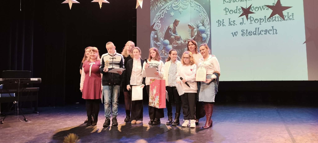 Uczniowie SOSW na koncercie kolęd w Siedlcach