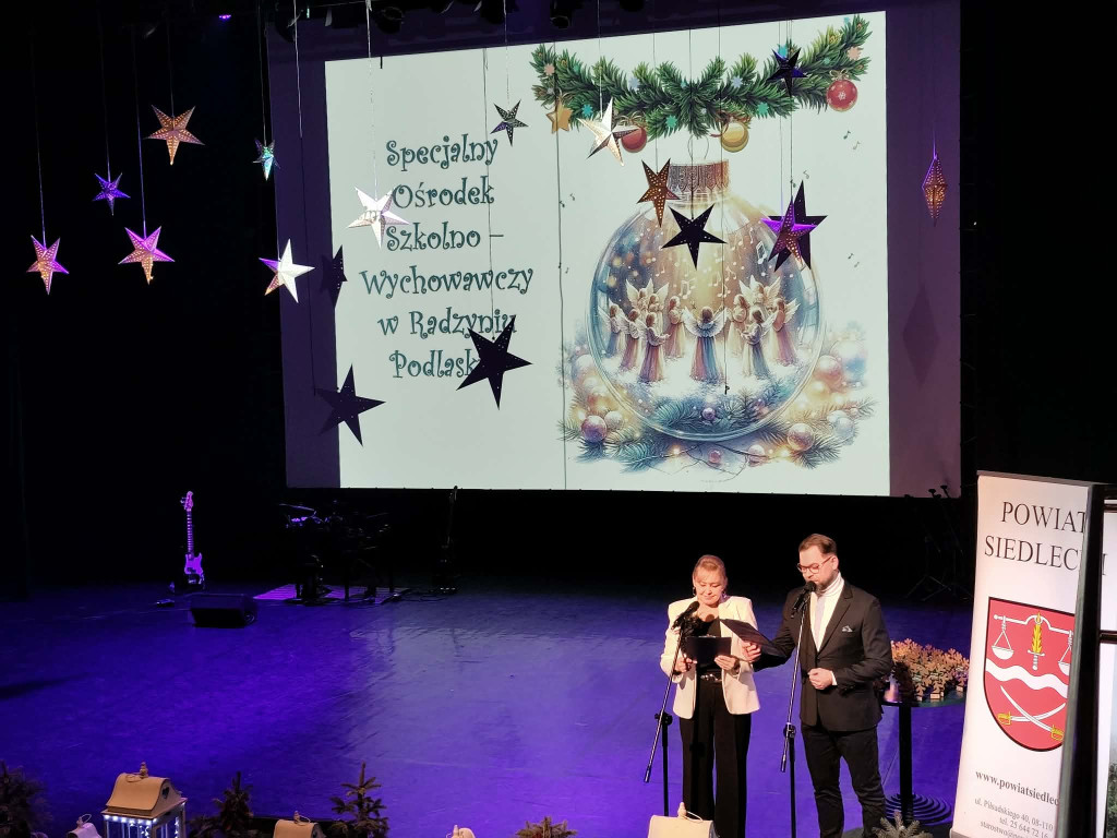 Uczniowie SOSW na koncercie kolęd w Siedlcach