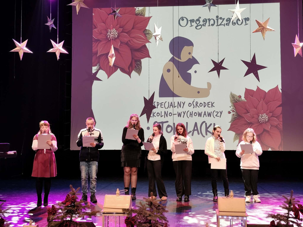 Uczniowie SOSW na koncercie kolęd w Siedlcach