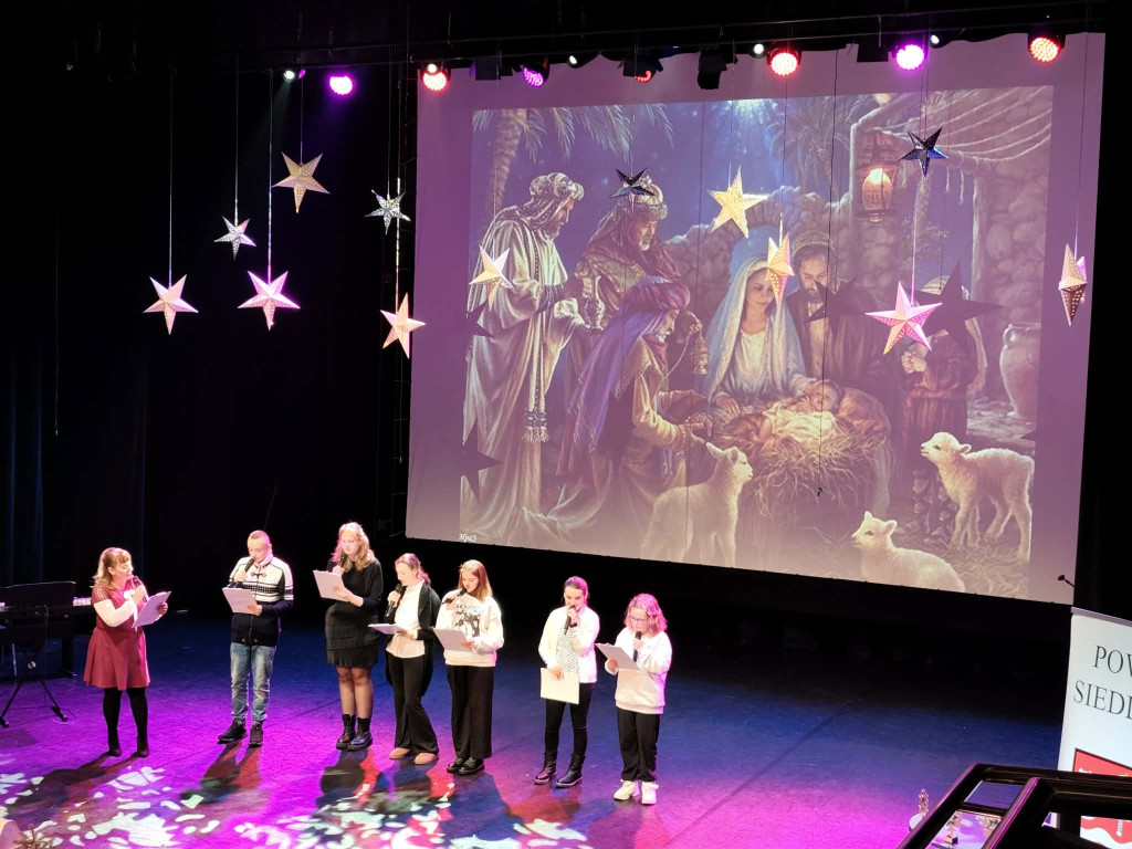 Uczniowie SOSW na koncercie kolęd w Siedlcach