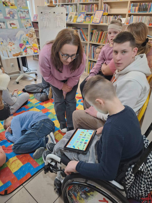 Zajęcia >>Bezpieczna zima<< dla uczniów SOSW