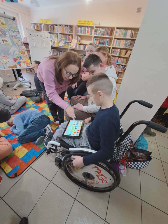 Zajęcia >>Bezpieczna zima<< dla uczniów SOSW