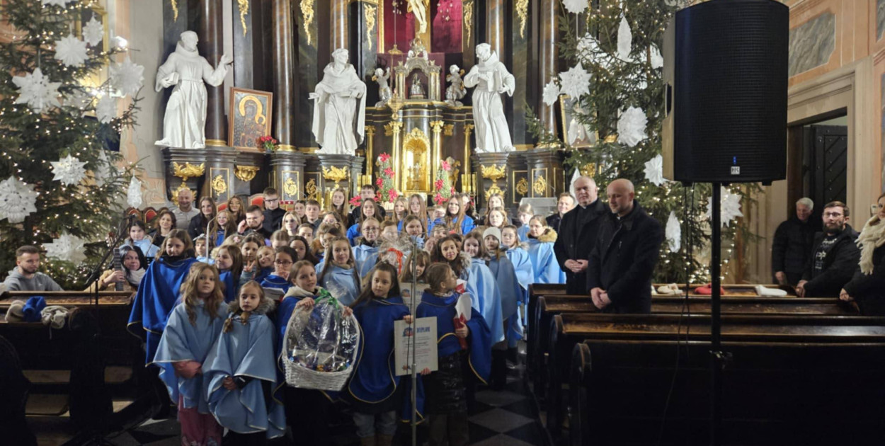 Radzyńska schola na koncercie w Łukowie