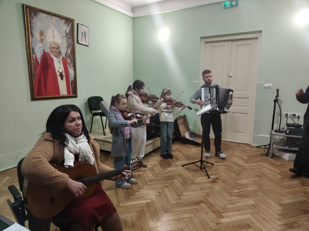 Radzyńska schola na koncercie w Łukowie