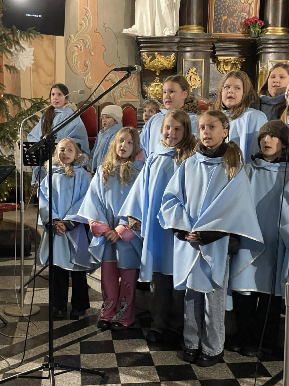 Radzyńska schola na koncercie w Łukowie