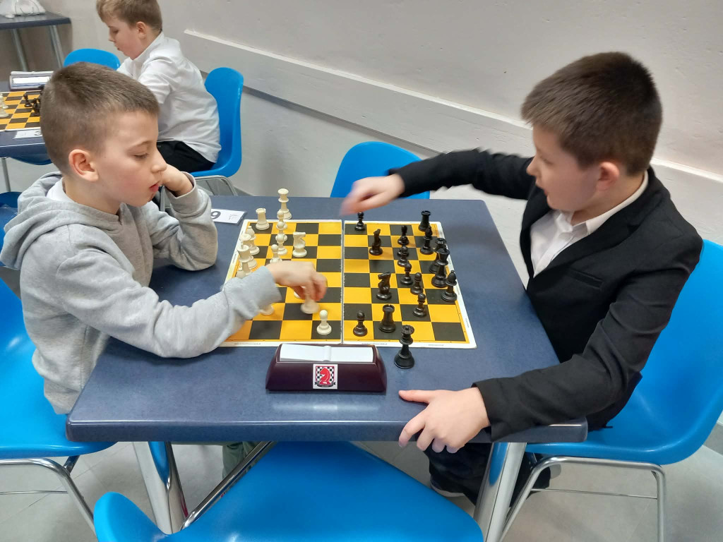 Turniej szachowy dla uczniów >>Jedynki<<