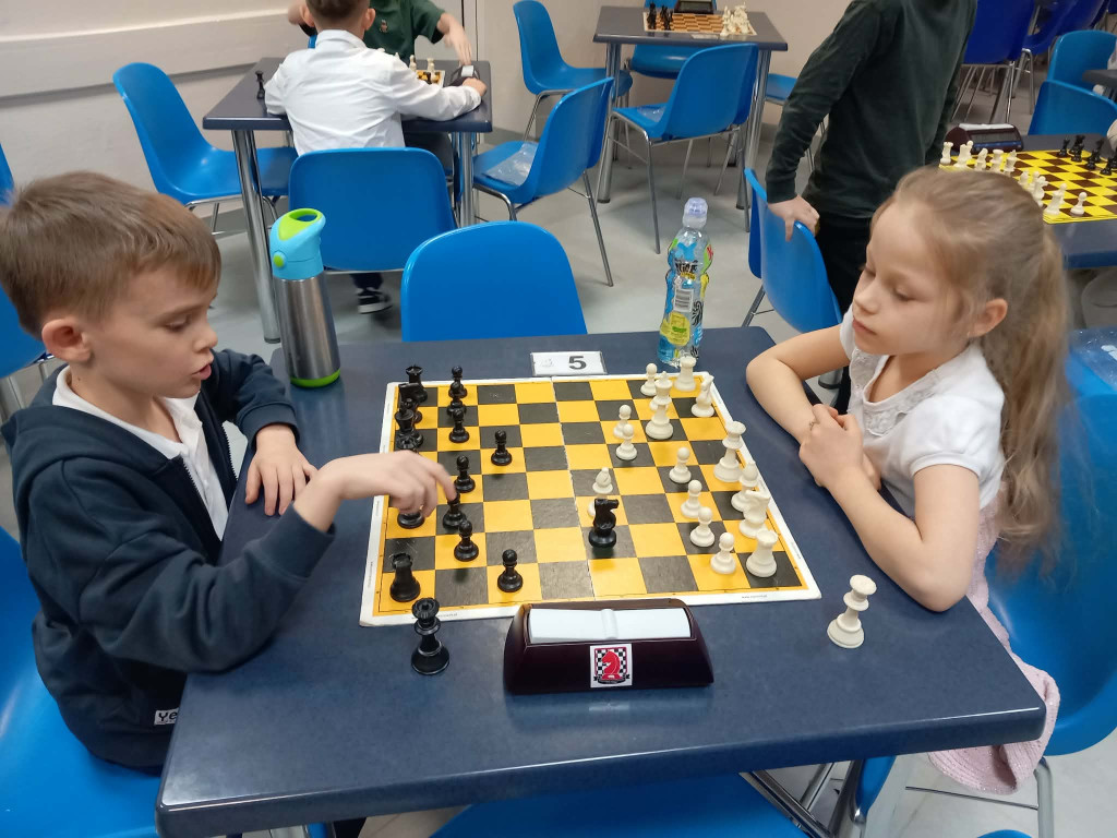 Turniej szachowy dla uczniów >>Jedynki<<