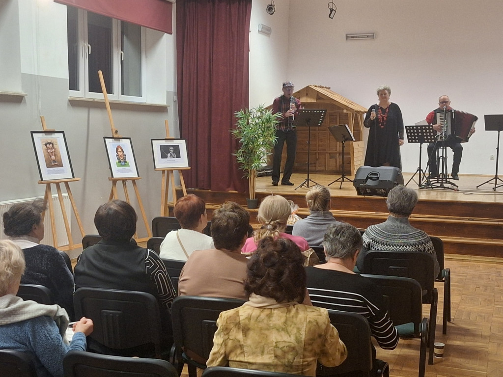 Wystawa karykatur podróżników w Milanowie