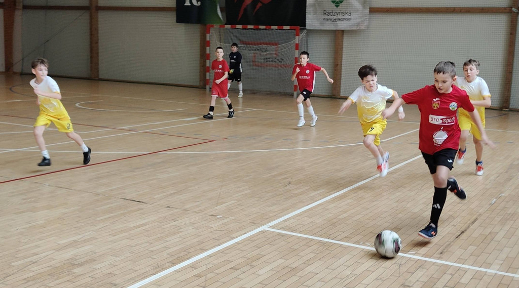 Radzyńscy ministranci na turnieju piłkarskim