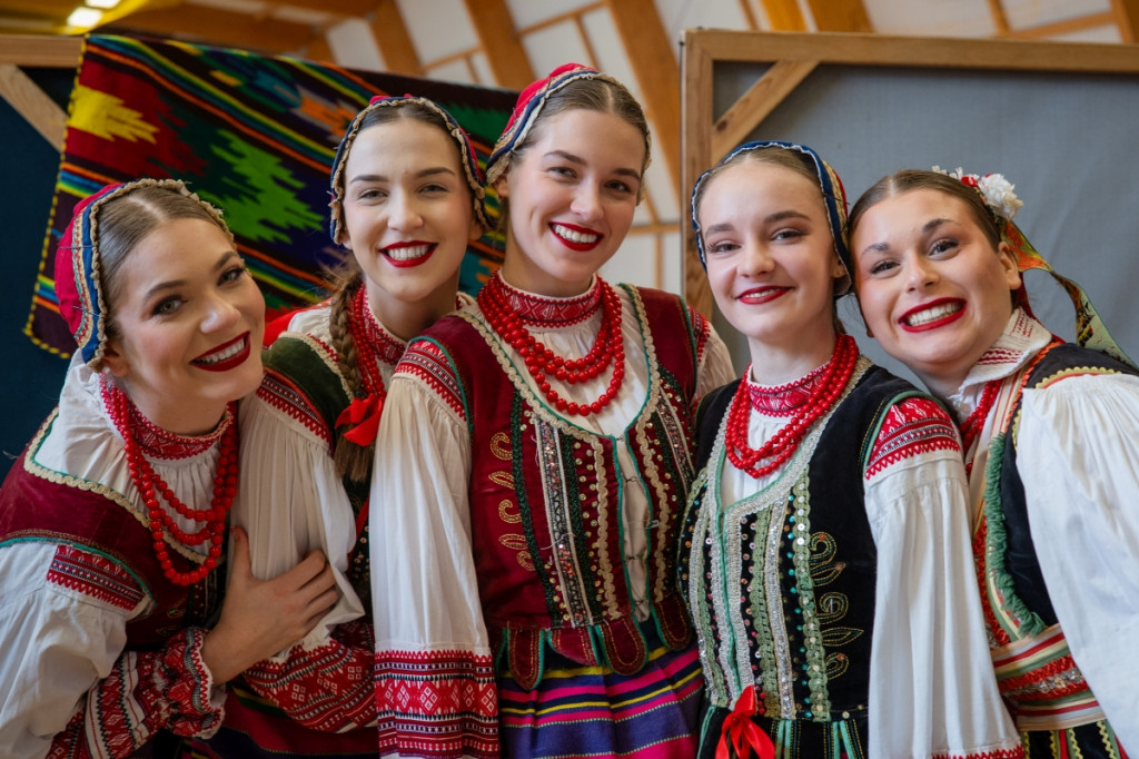 Zespół Pieśni i Tańca \