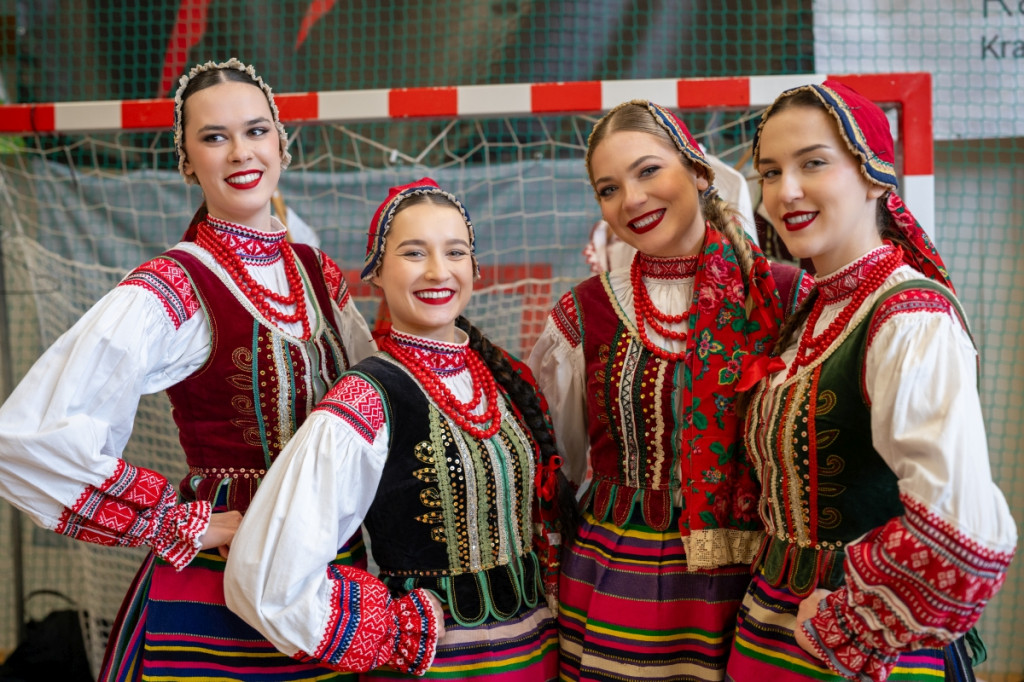 Zespół Pieśni i Tańca \