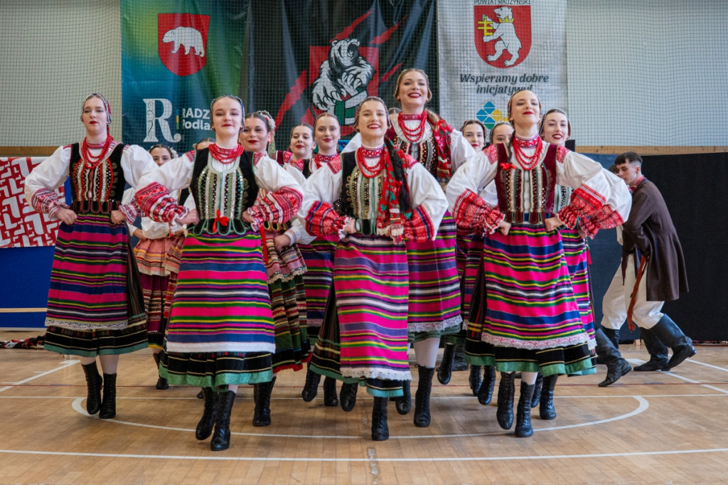 Zespół Pieśni i Tańca \