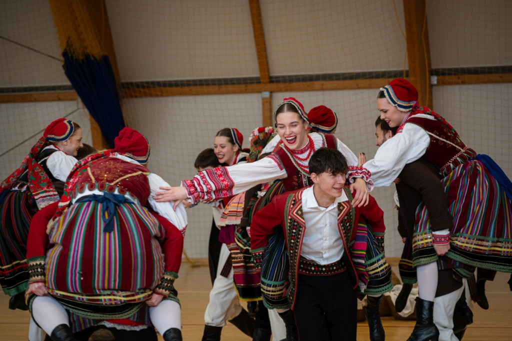 Zespół Pieśni i Tańca \