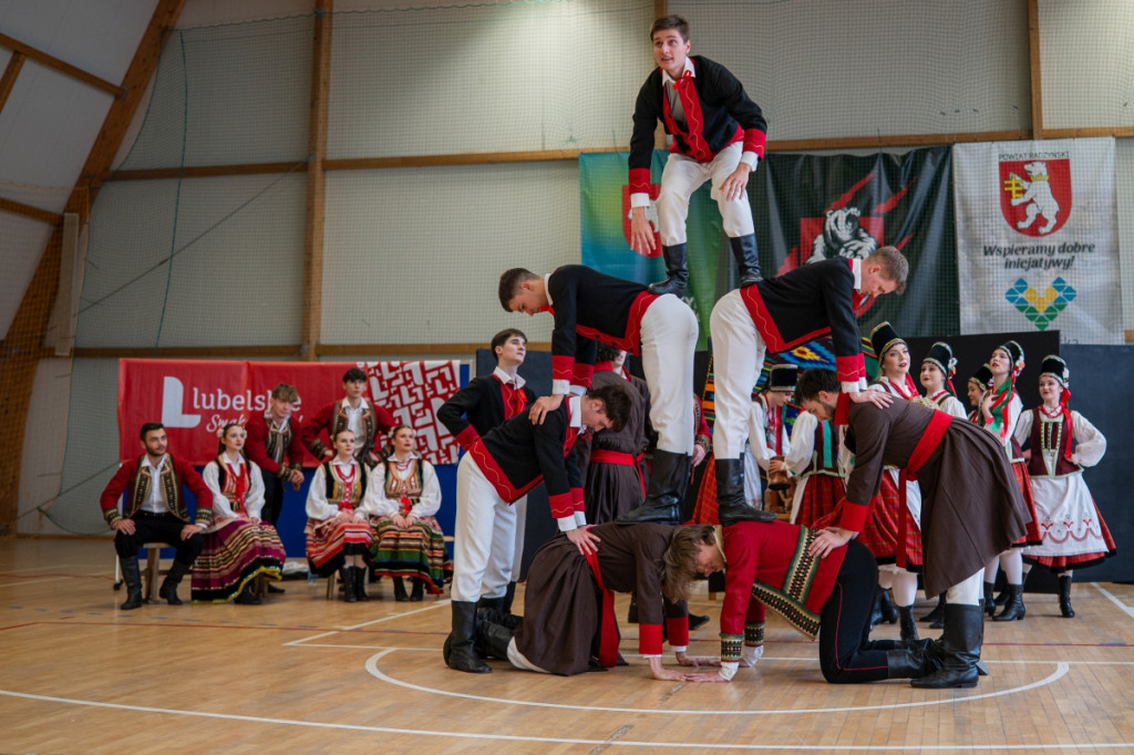 Zespół Pieśni i Tańca \