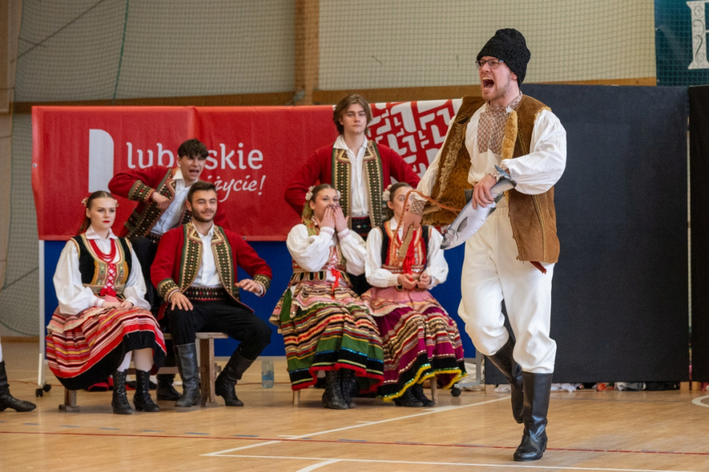 Zespół Pieśni i Tańca \