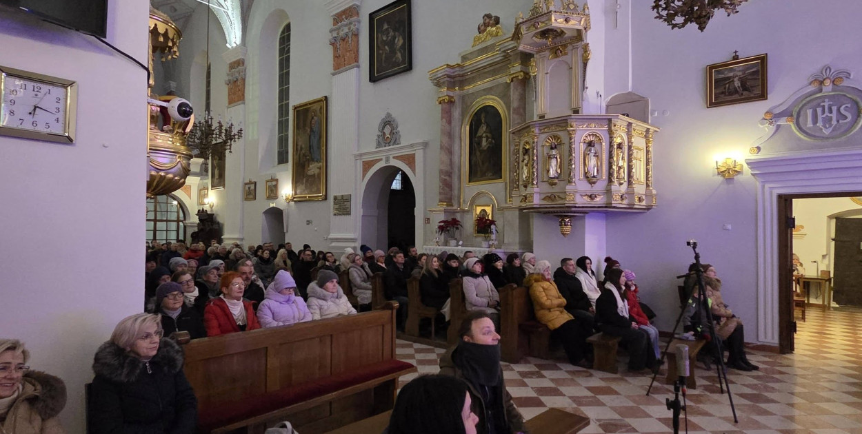 Wieczór Chwały w parafii Trójcy Św.