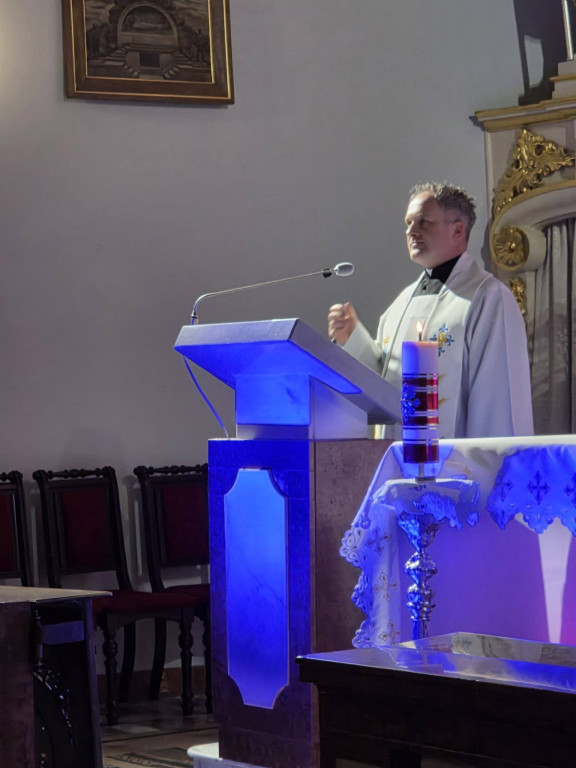 Wieczór Chwały w parafii Trójcy Św.