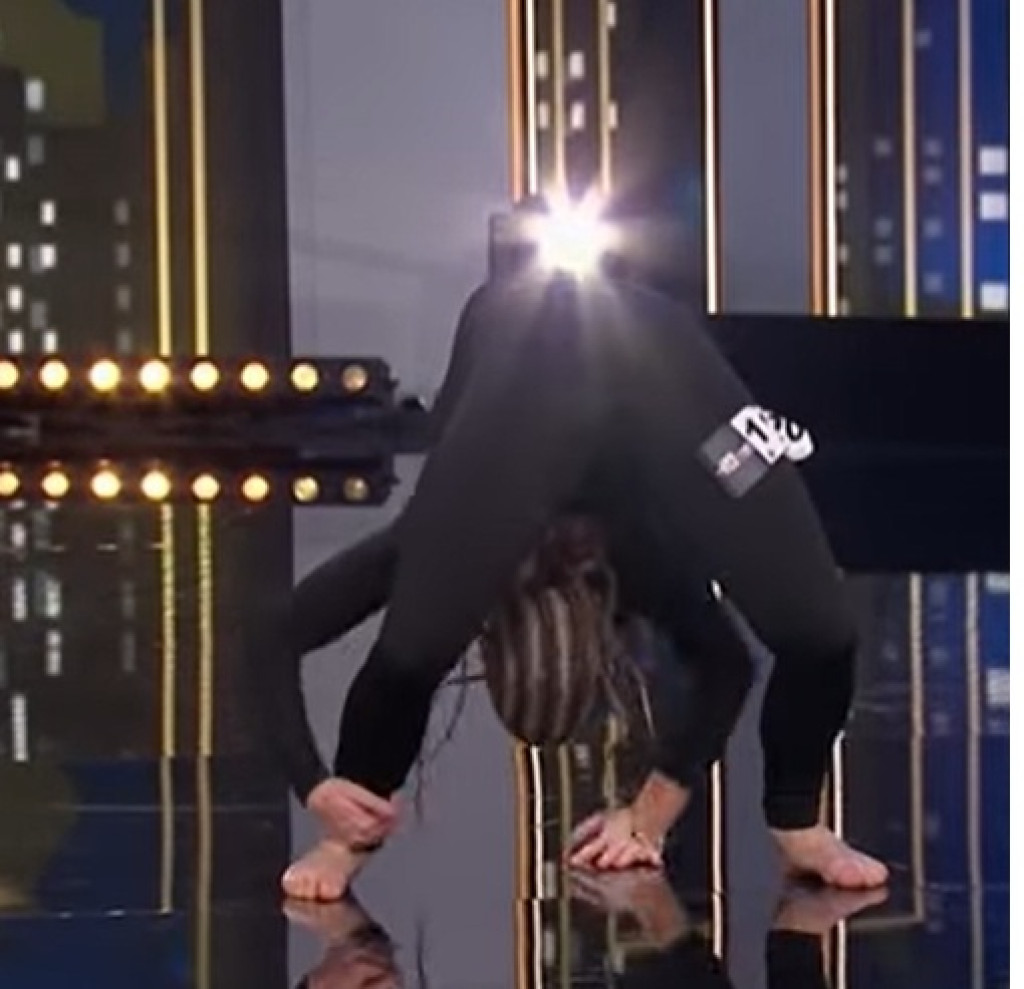 Występ Karoliny Łobacz w programie >>Mam talent<<