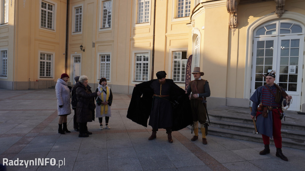 Pokaz dawnych strojów w Radzyniu