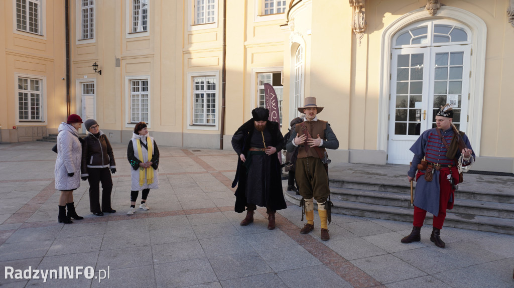 Pokaz dawnych strojów w Radzyniu