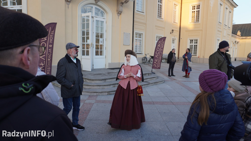Pokaz dawnych strojów w Radzyniu