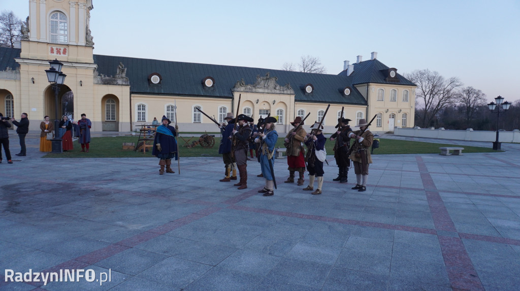 Pokaz dawnej musztry i broni