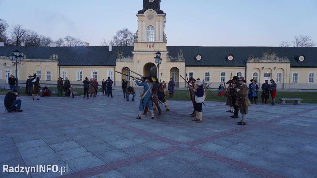 Pokaz dawnej musztry i broni