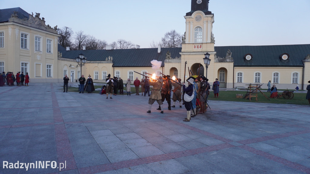 Pokaz dawnej musztry i broni