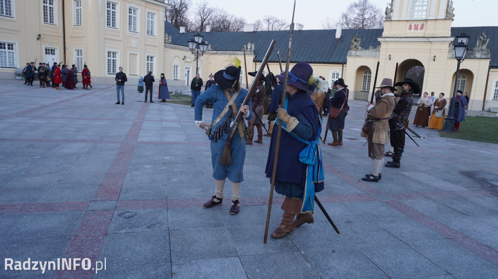 Pokaz dawnej musztry i broni