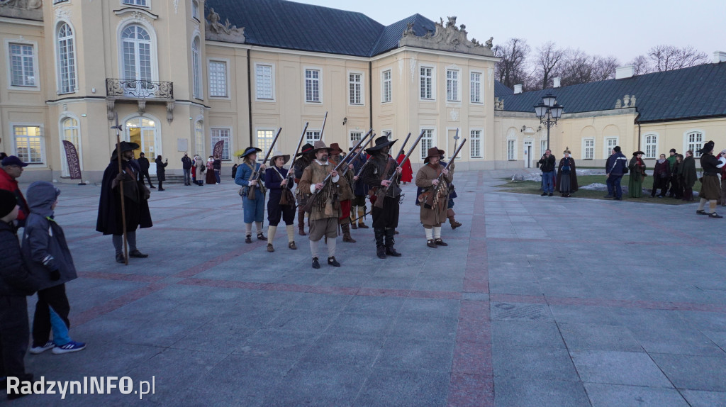 Pokaz dawnej musztry i broni
