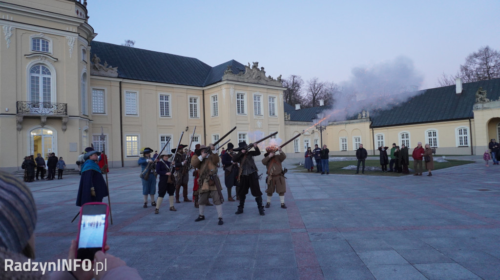 Pokaz dawnej musztry i broni